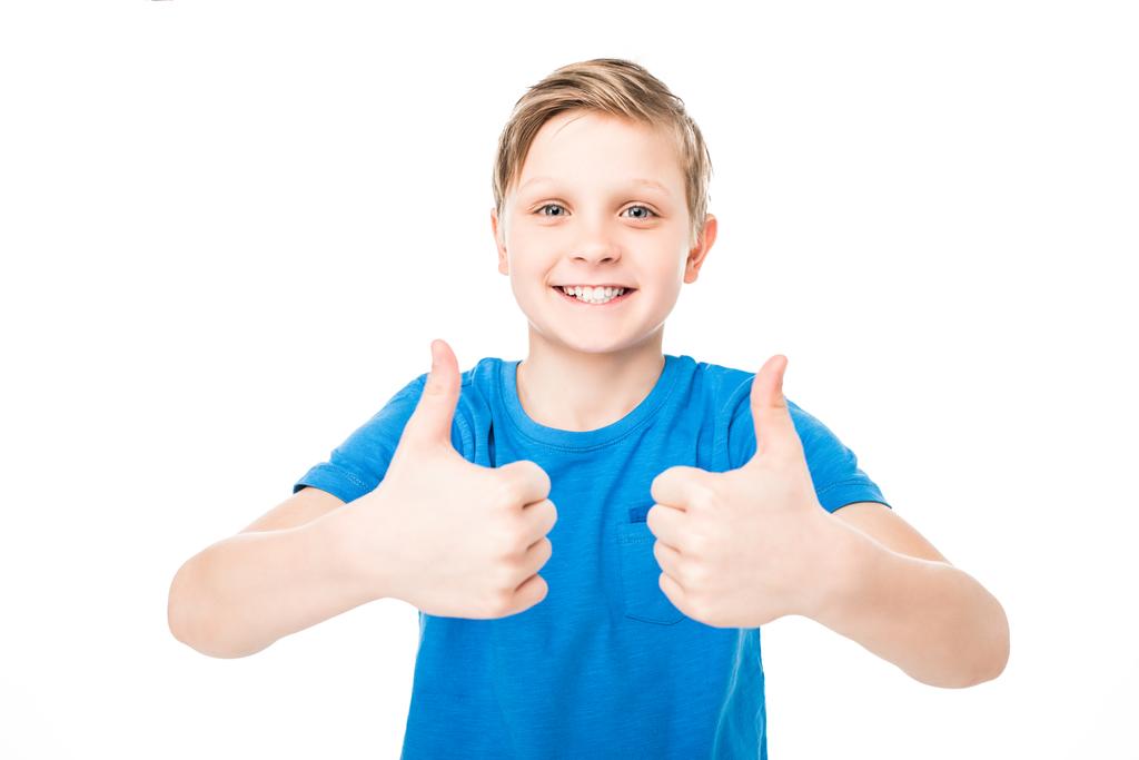 Мальчик показывает большие пальцы вверх
 - Фото, изображение