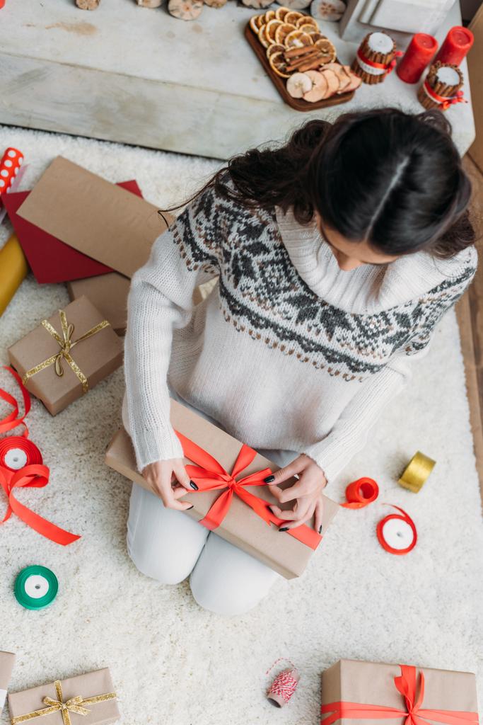 woman with christmas gifts - Photo, Image