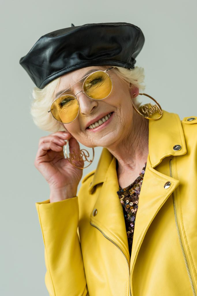 Mujer mayor con estilo
   - Foto, Imagen