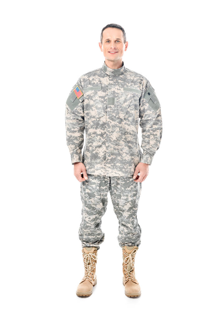 lachende soldaat in militair uniform - Foto, afbeelding