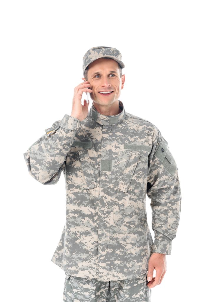 Militärangehöriger telefoniert - Foto, Bild