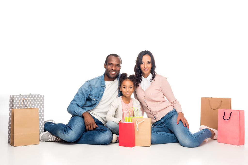 Afrikanische amerikanische Familie mit Einkaufstaschen - Foto, Bild