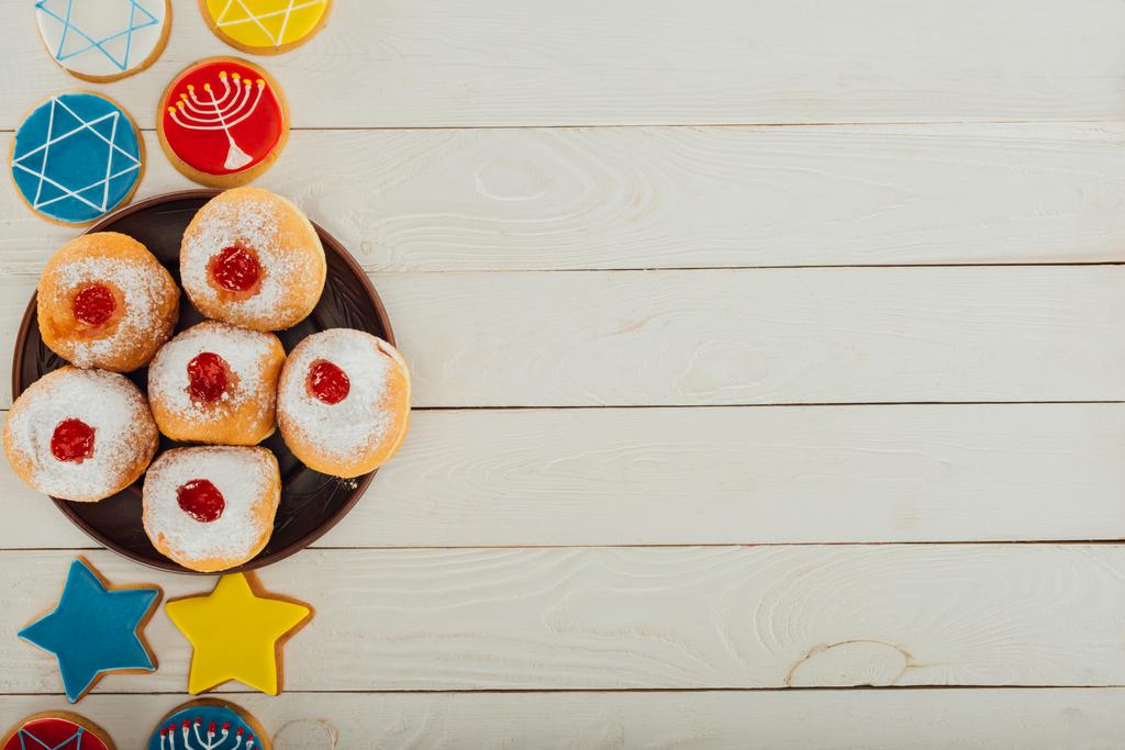 rosquillas y galletas con estrella de David
  - Foto, imagen