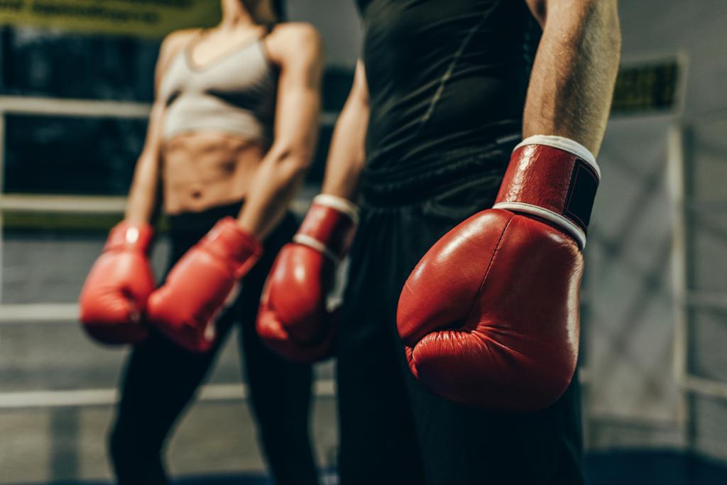 Boxer in Boxhandschuhen - Foto, Bild