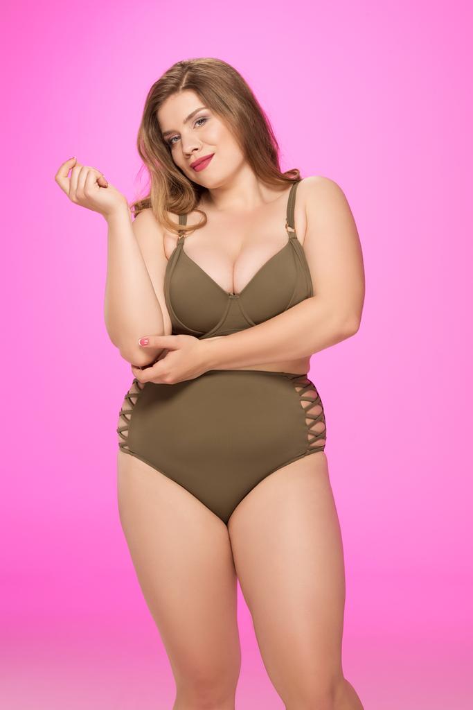 alegre mujer con sobrepeso
 - Foto, Imagen
