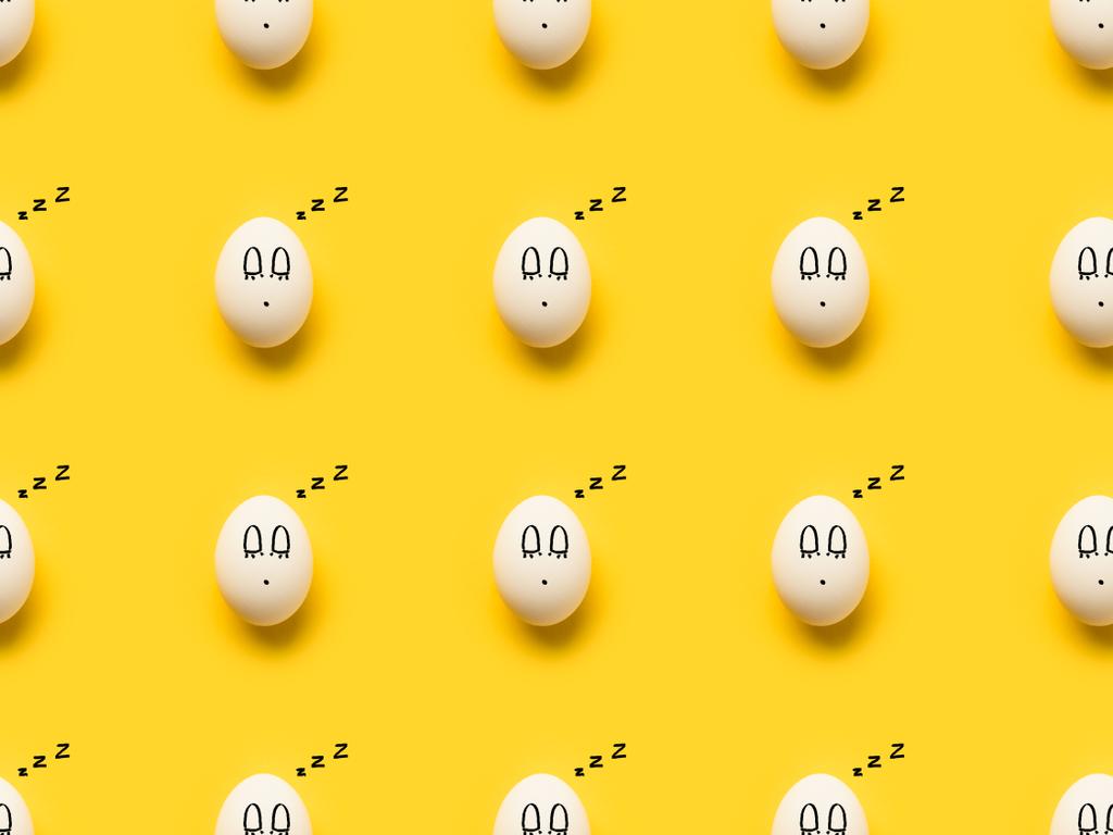 Malované vejce kuřete s emoji na spaní   - Fotografie, Obrázek