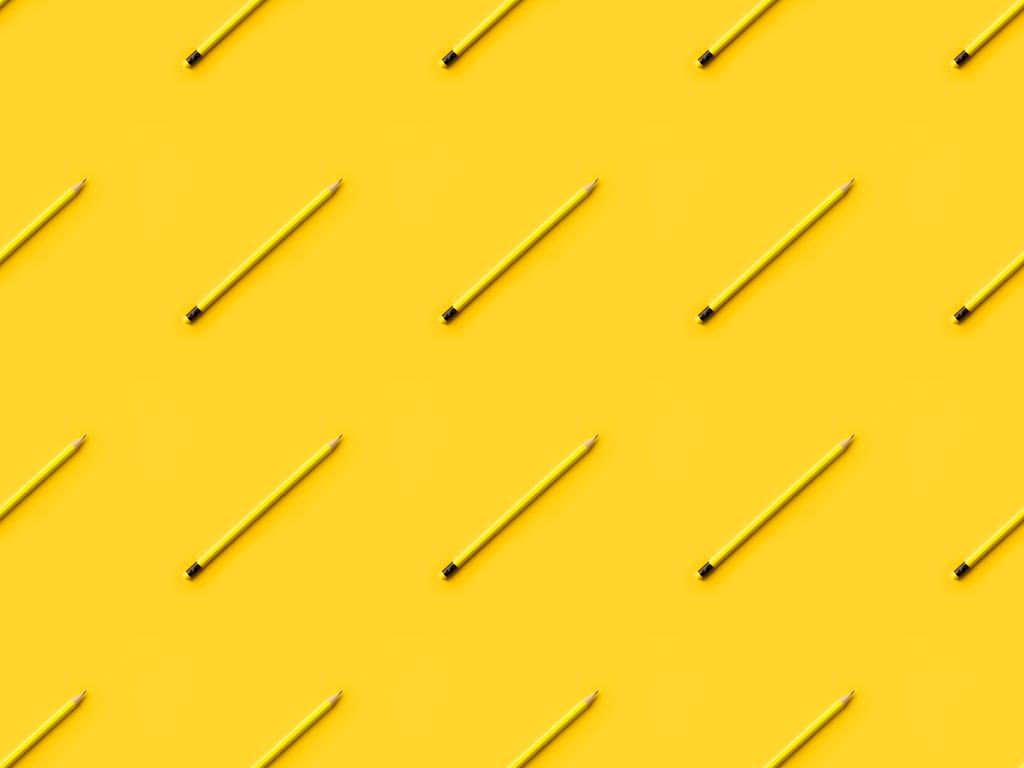 Чотири кольорові олівці з естакадами
 - Фото, зображення