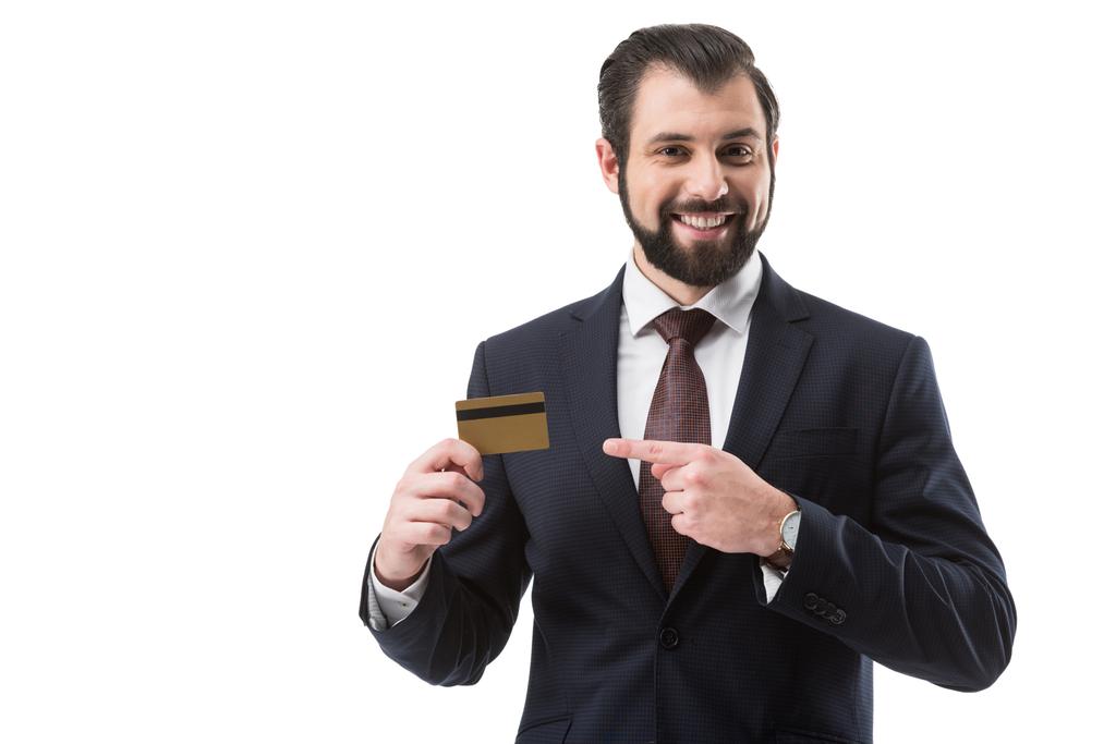 hombre de negocios apuntando a la tarjeta de crédito
 - Foto, imagen