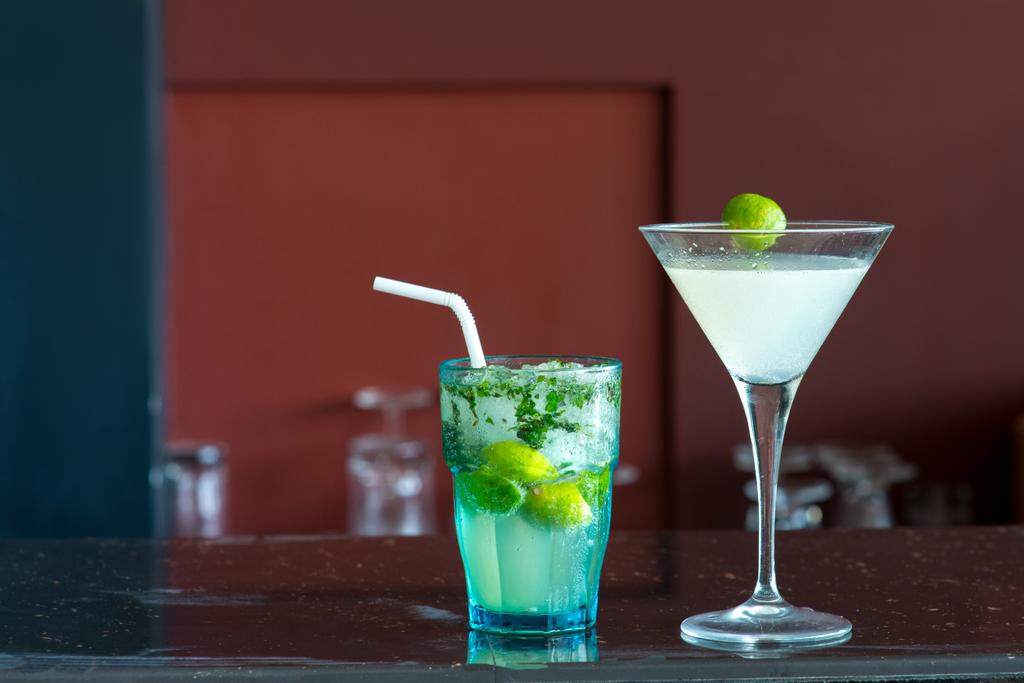 Margarita en mojito cocktail - Foto, afbeelding