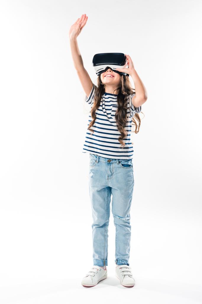 niño viendo algo en los auriculares VR
 - Foto, imagen
