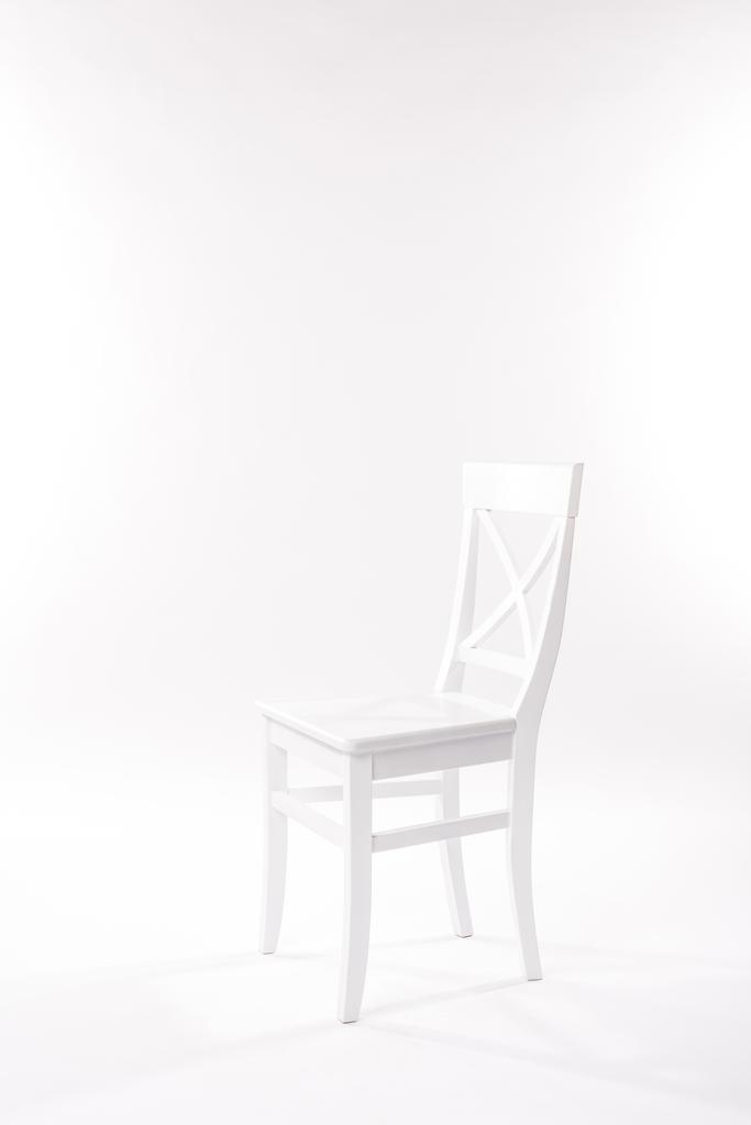 白い木製の椅子 - 写真・画像