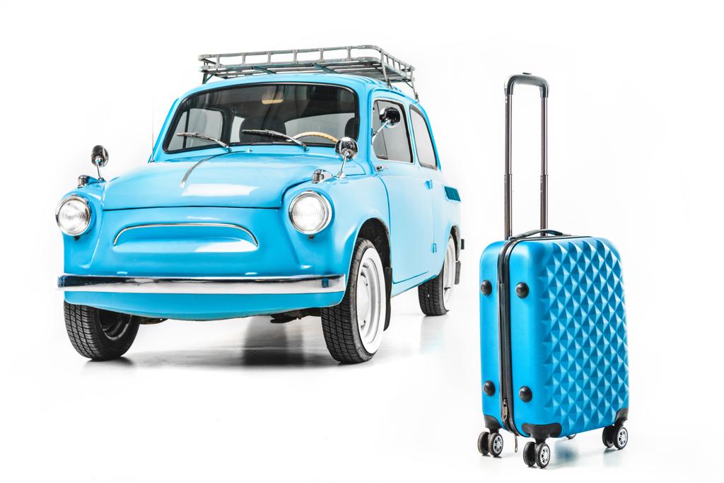 Синій ретро автомобіль з багажем
 - Фото, зображення