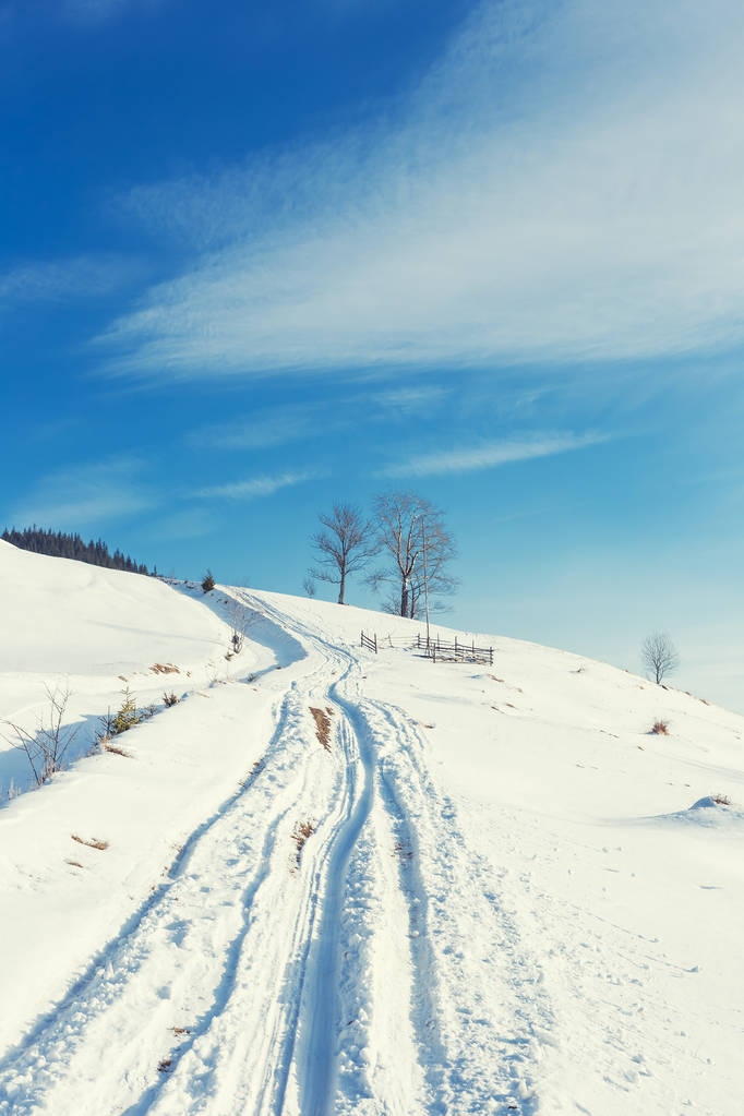 góry piękny zimowy krajobraz - Zdjęcie, obraz