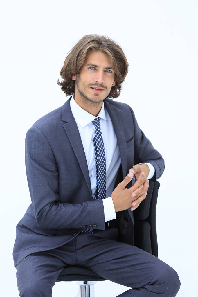 бизнесмен думает носить элегантный костюм и галстук
 - Фото, изображение