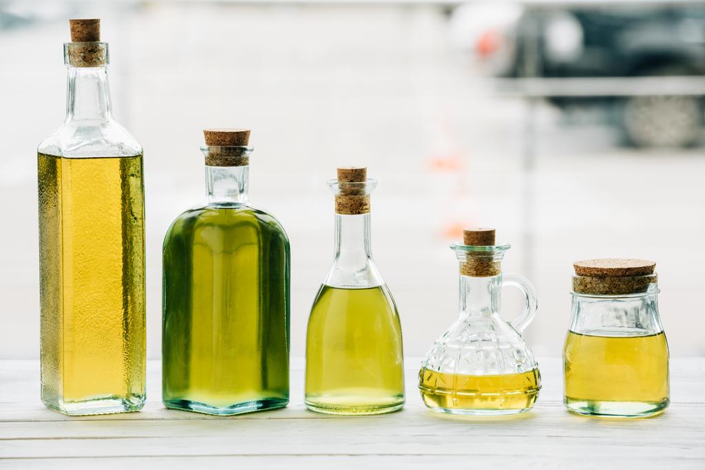 olivový olej láhve - Fotografie, Obrázek