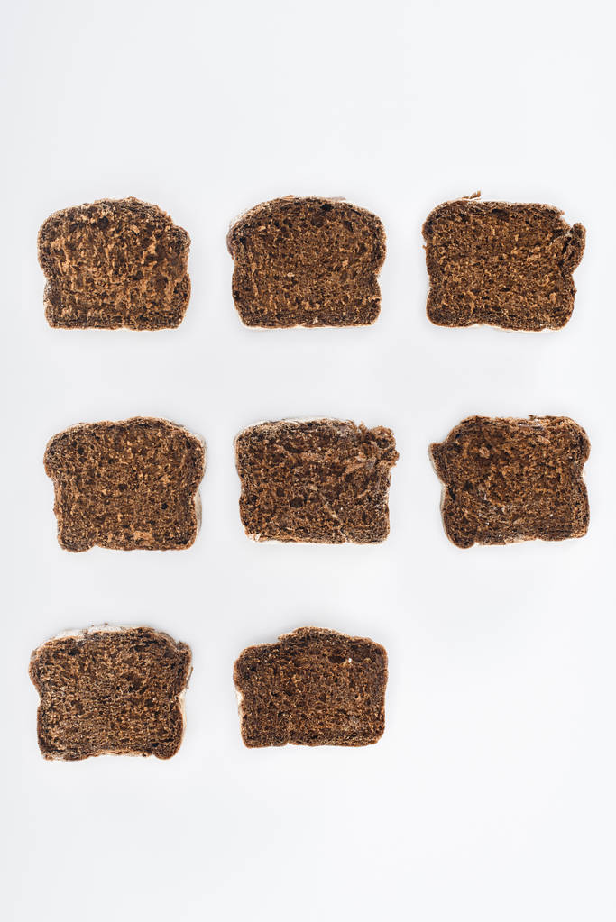 Нарезанный хлеб
  - Фото, изображение