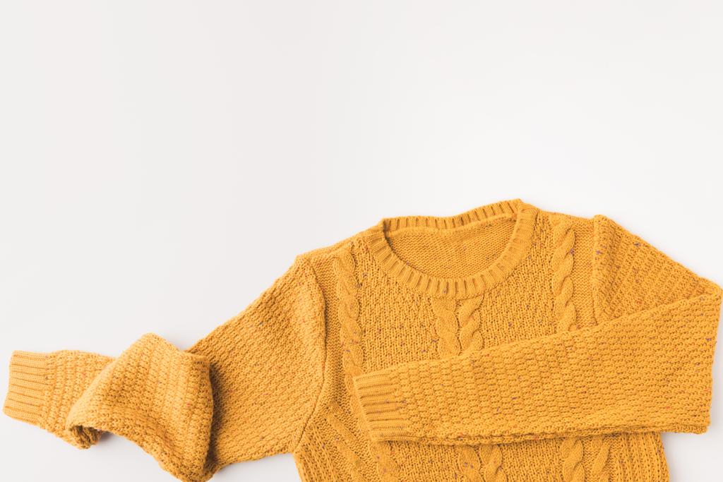 warmer gelber Pullover - Foto, Bild