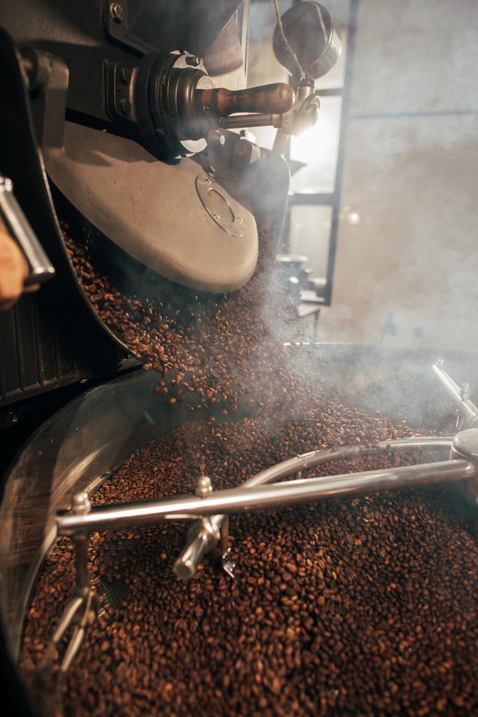 zár megjelöl kilátás a kávébab pörkölés gép - Fotó, kép