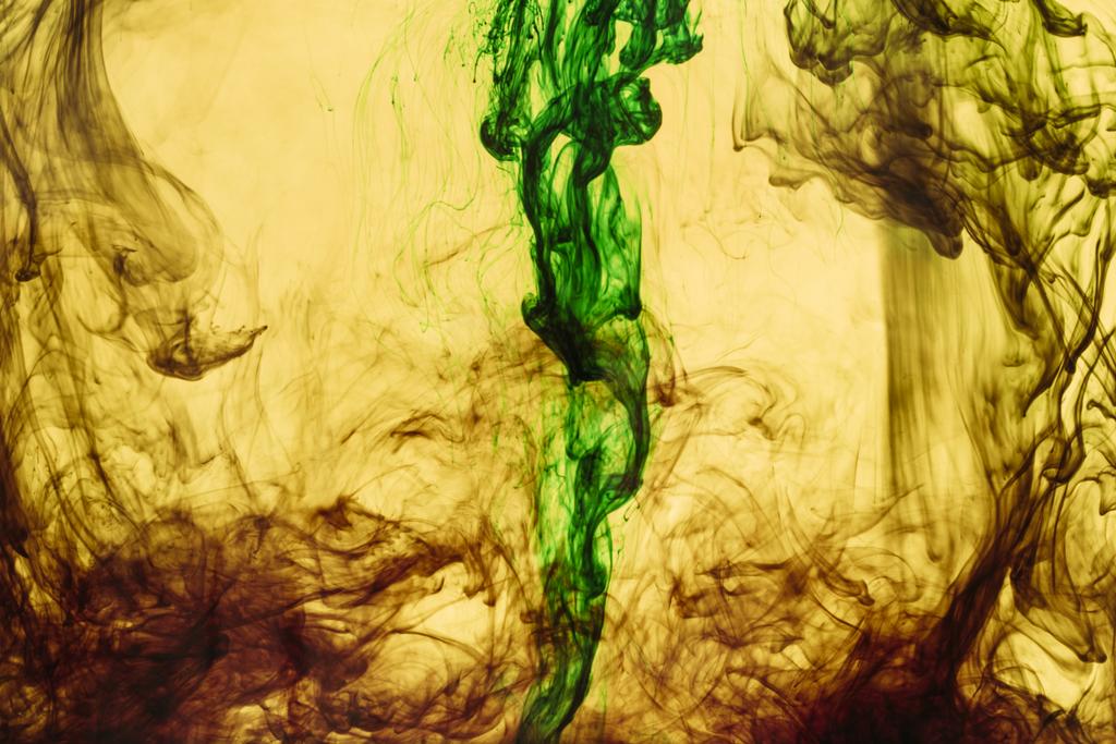 teljes méretű, sárga és zöld festék vízcseppek és swirls - Fotó, kép