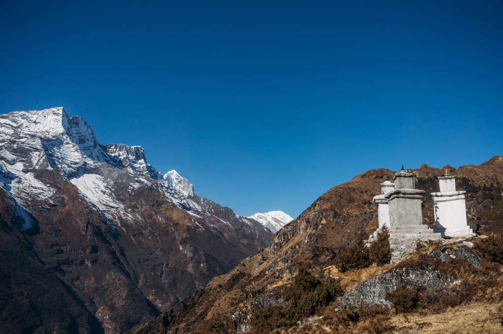 näkymä rakennelmista Ala-Pangbochen kylässä, Nepal, Khumbu, marraskuu 2014
 - Valokuva, kuva