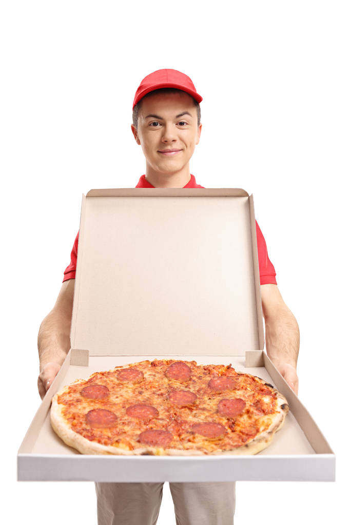Доставщик пиццы показывает пиццу
 - Фото, изображение