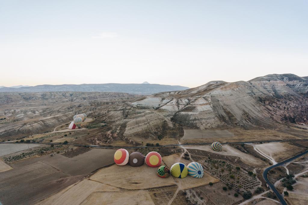 Horkovzdušné balóny v Goreme národního parku, pohádkové komíny Kappadokie, Turecko - Fotografie, Obrázek