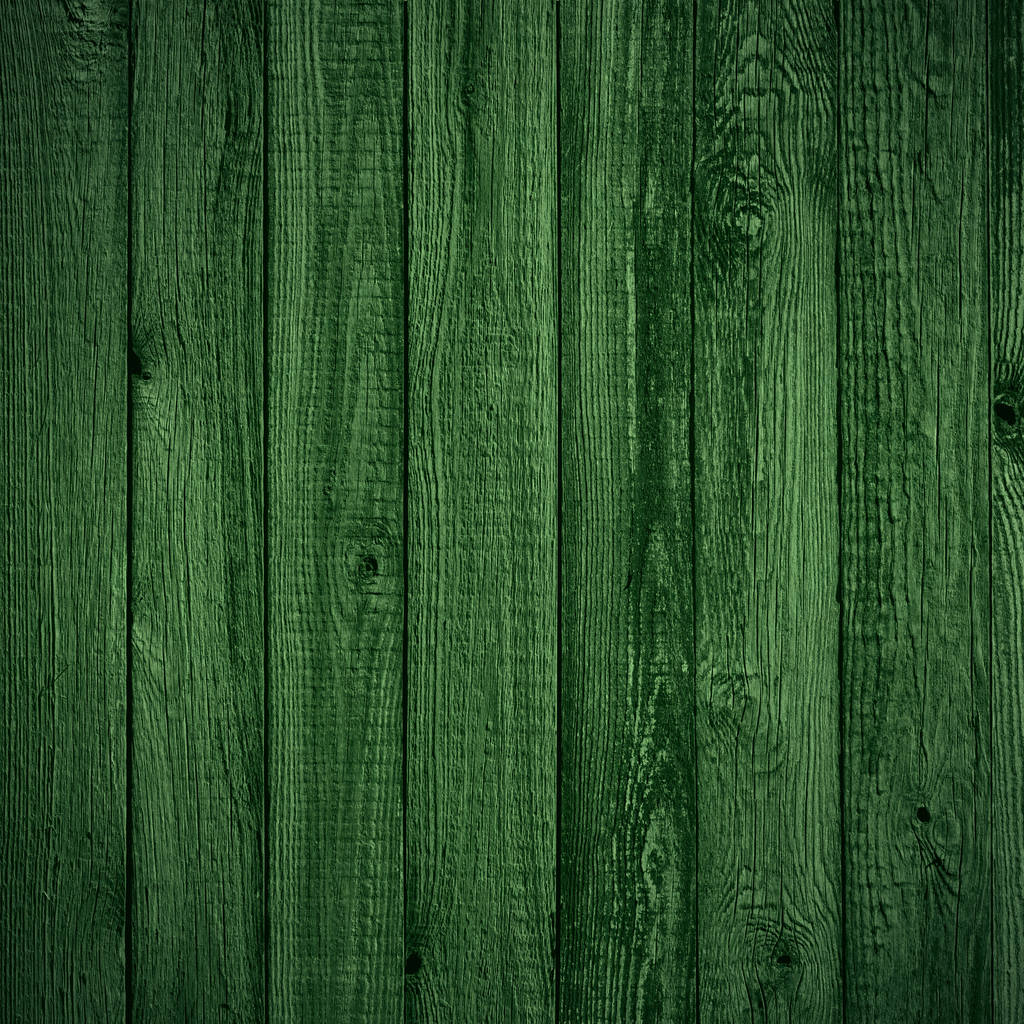 Vihreä puinen rakenne
 - Valokuva, kuva