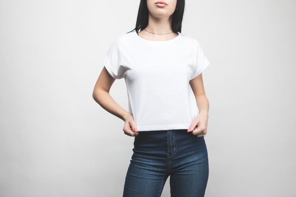 vonzó fiatal nő üres póló fehér - Fotó, kép
