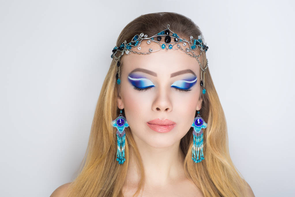 Woman niebieski makijaż - Zdjęcie, obraz