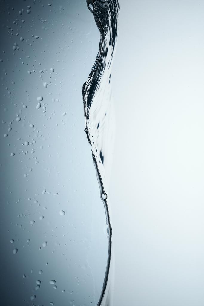 achtergrond met water splash, geïsoleerd op wit - Foto, afbeelding