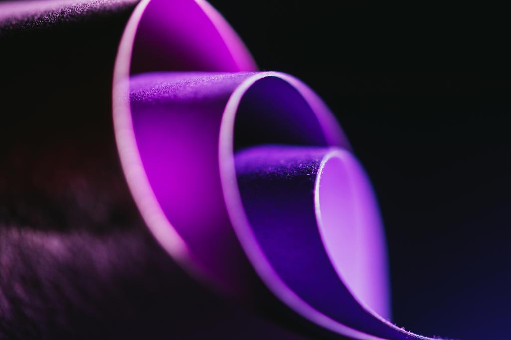 lähikuva valokaaria violetti paperi musta
 - Valokuva, kuva