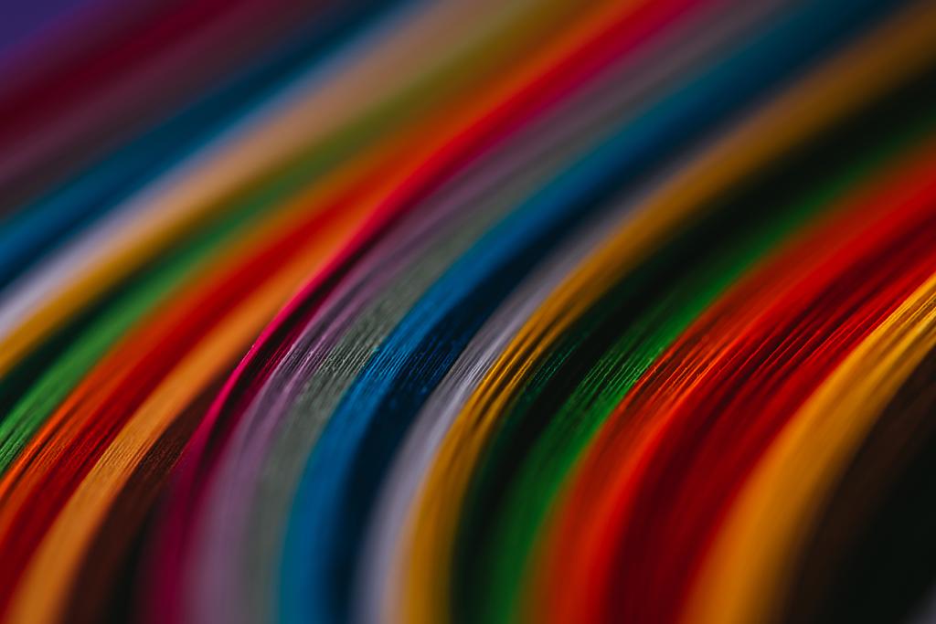 primer plano de curvas de papel de molienda de colores
 - Foto, Imagen