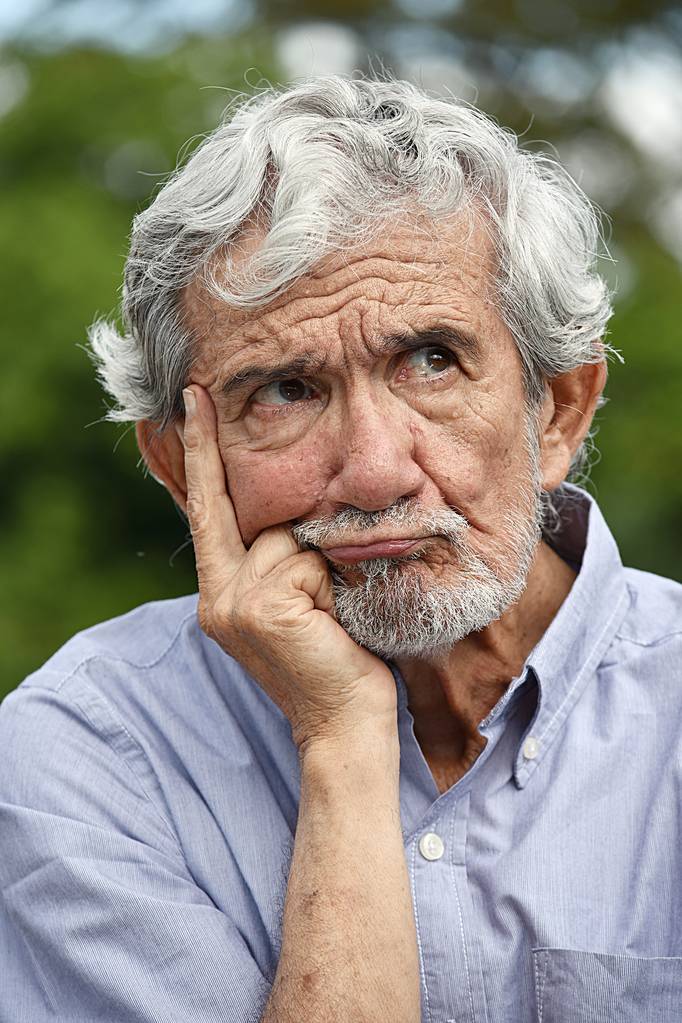 Ανώτεροι κολομβιανή παππού αποφασίζουν - Φωτογραφία, εικόνα