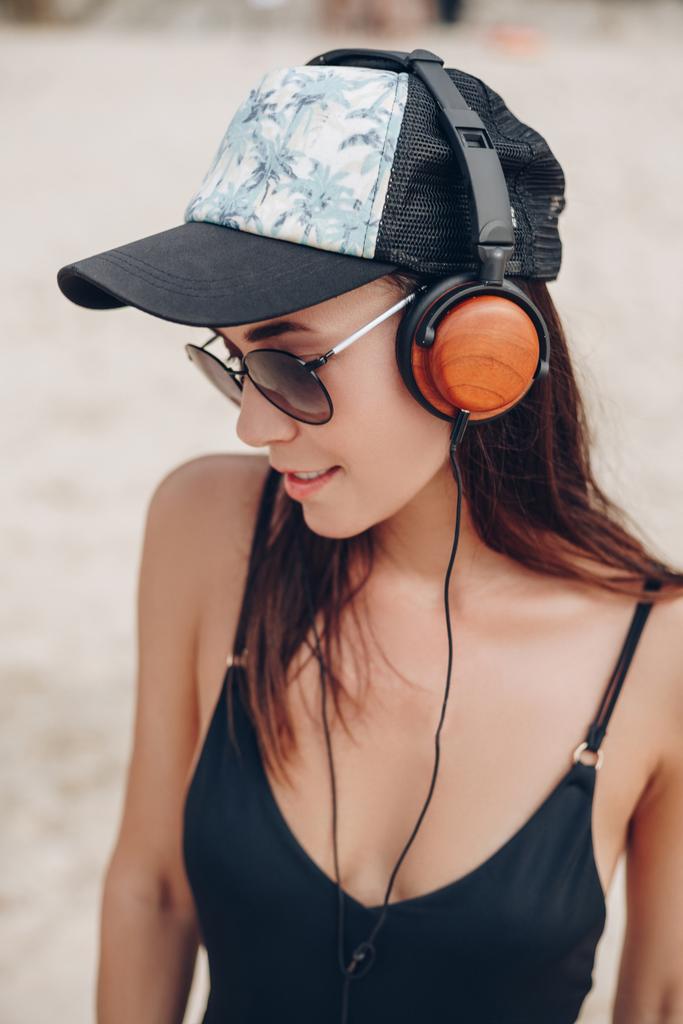 Musik mit Kopfhörern - Foto, Bild