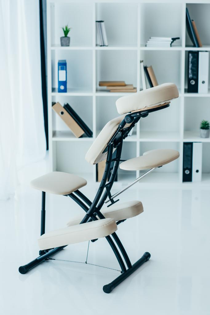 Chaise de massage
 - Photo, image