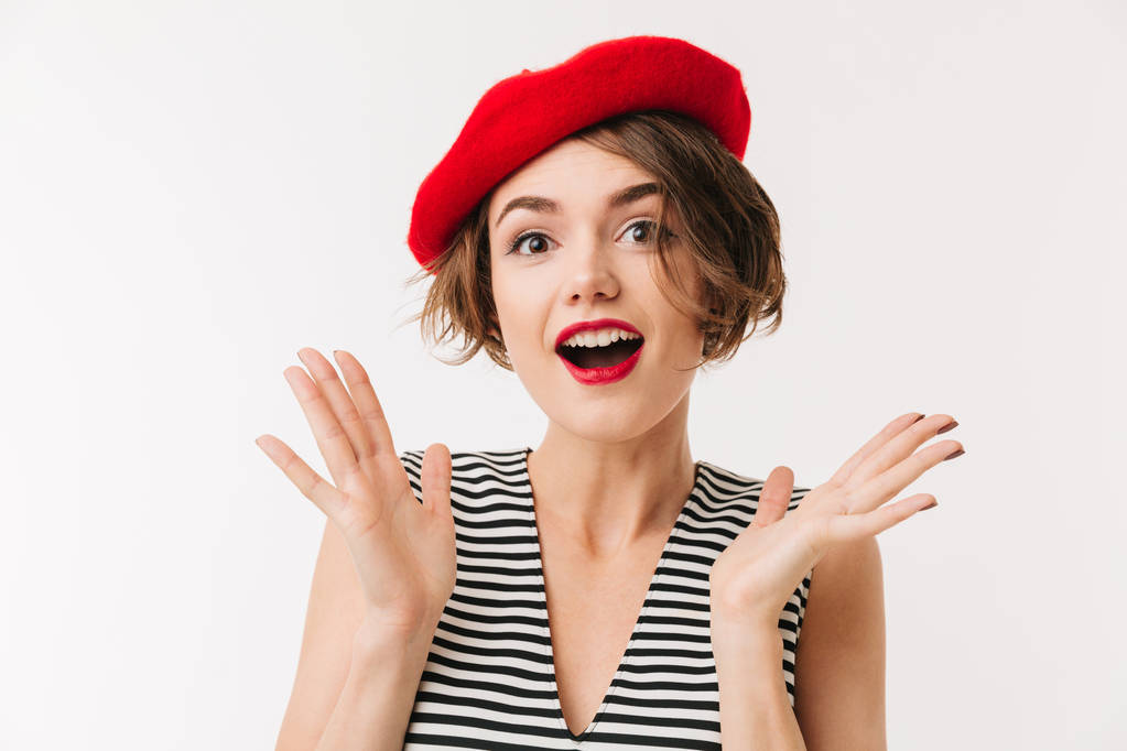 Portrait d'une femme heureuse vêtue de béret rouge
 - Photo, image