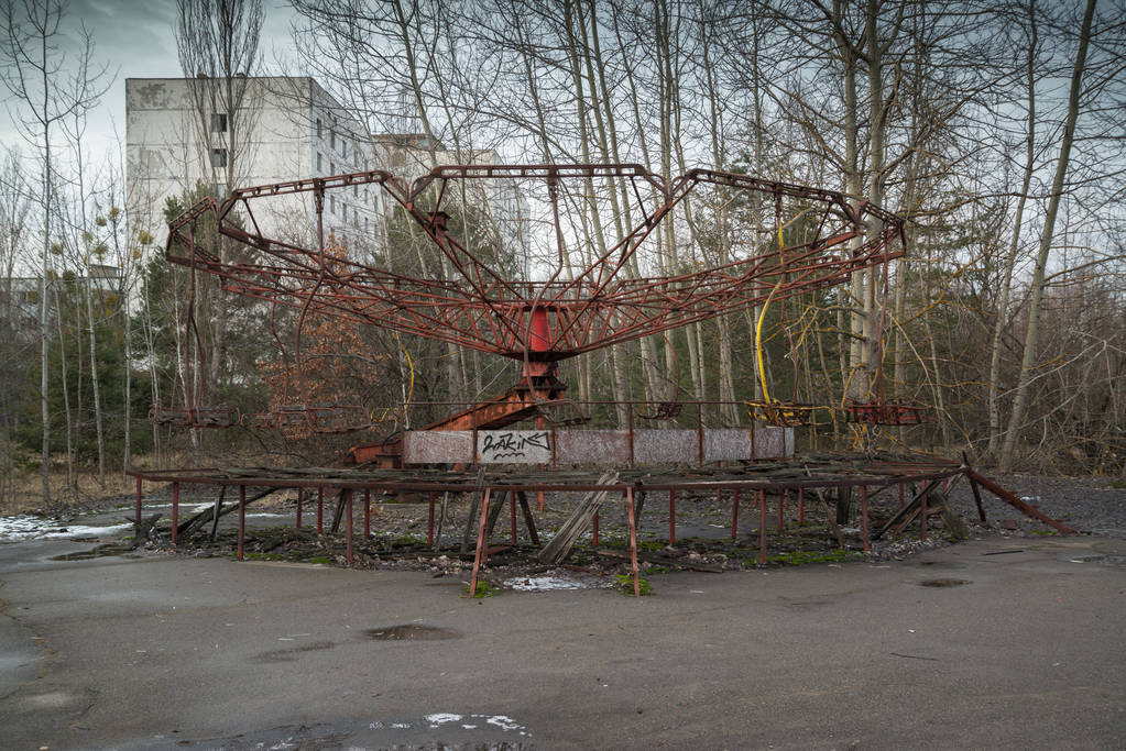 Parque de atracciones en Pripyat
 - Foto, Imagen