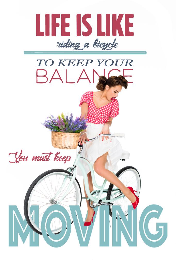 atractiva mujer pin up en bicicleta retro con cita motivacional aislado en blanco
 - Foto, Imagen