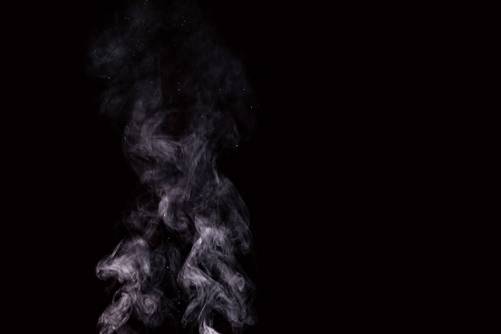 vapeur d'eau blanche abstraite sur fond noir
 - Photo, image