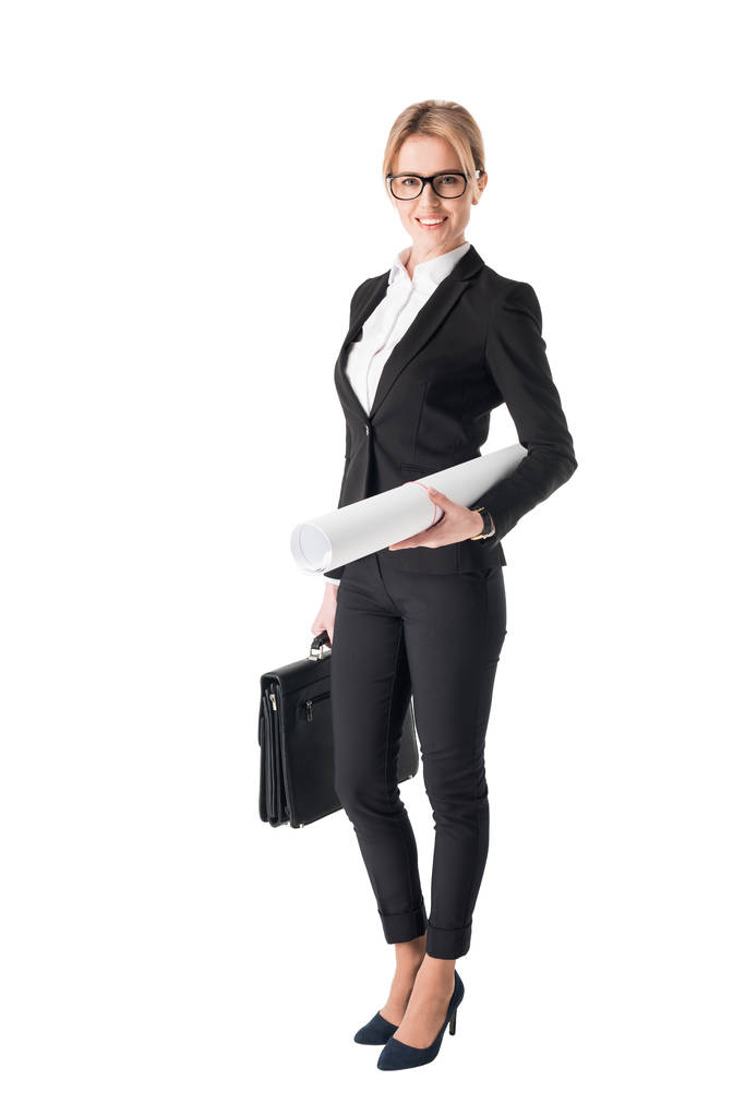 Блондинка-бизнесвумен держит планшет и чертеж изолированы на белом
 - Фото, изображение