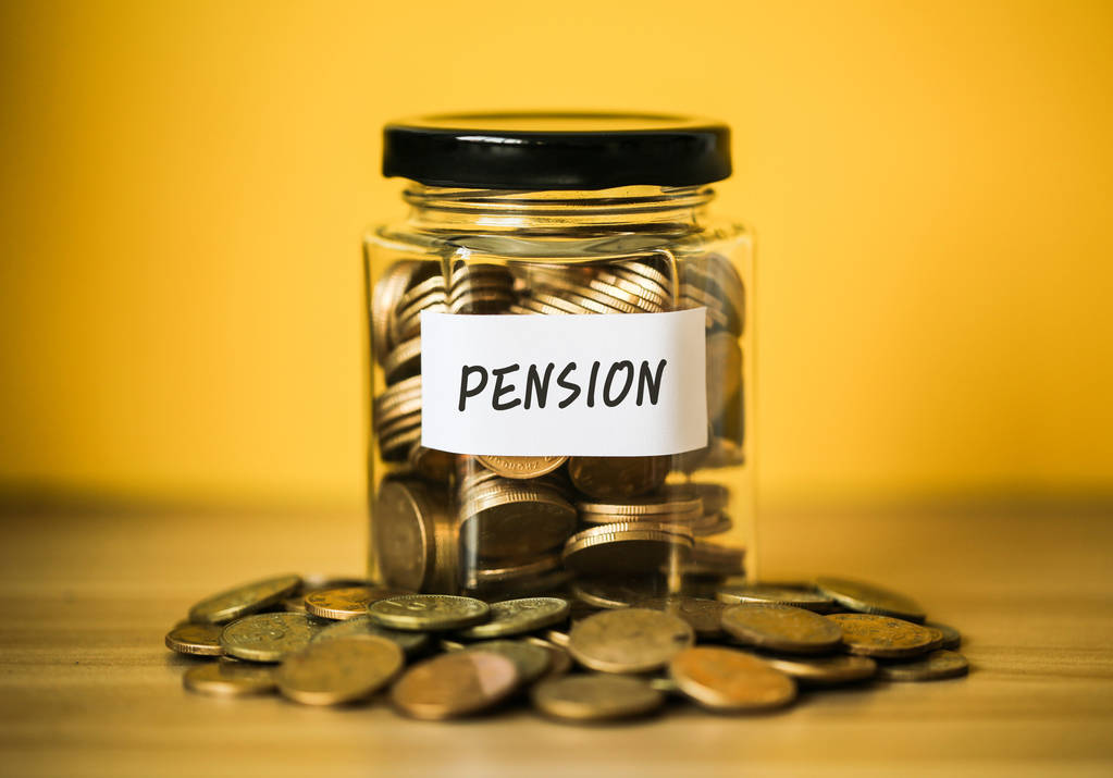 Concepto de pensiones financieras
 - Foto, imagen