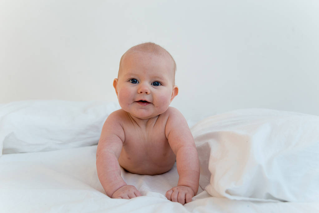 Newborn infant baby - Photo, Image
