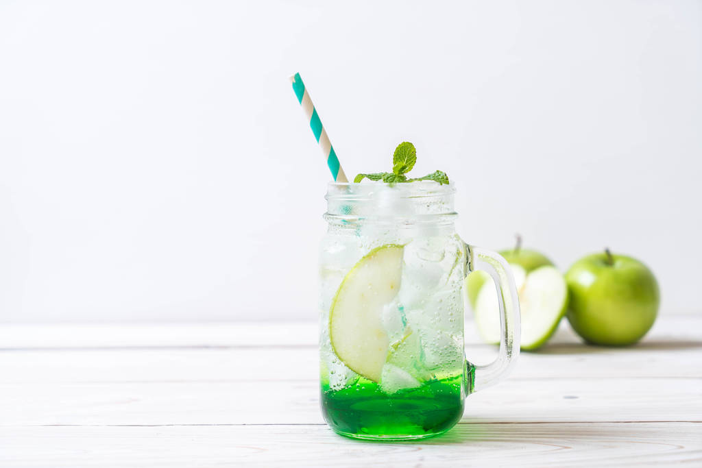 Soda de manzana verde - Foto, Imagen