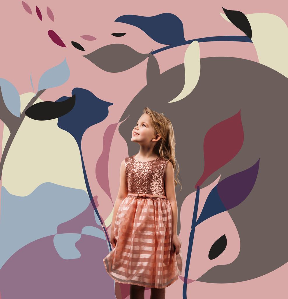 花のイラストとピンクのプリンセス ドレスでかわいい子供 ロイヤリティフリー写真 画像素材