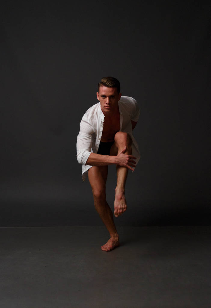 чоловік танцює, спорт, концепція, балет
 - Фото, зображення