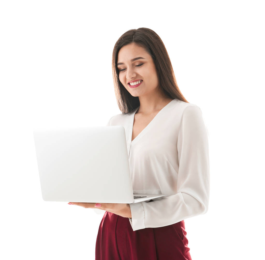 Beyaz arka plan üstünde laptop ile kadın öğretmen portresi - Fotoğraf, Görsel