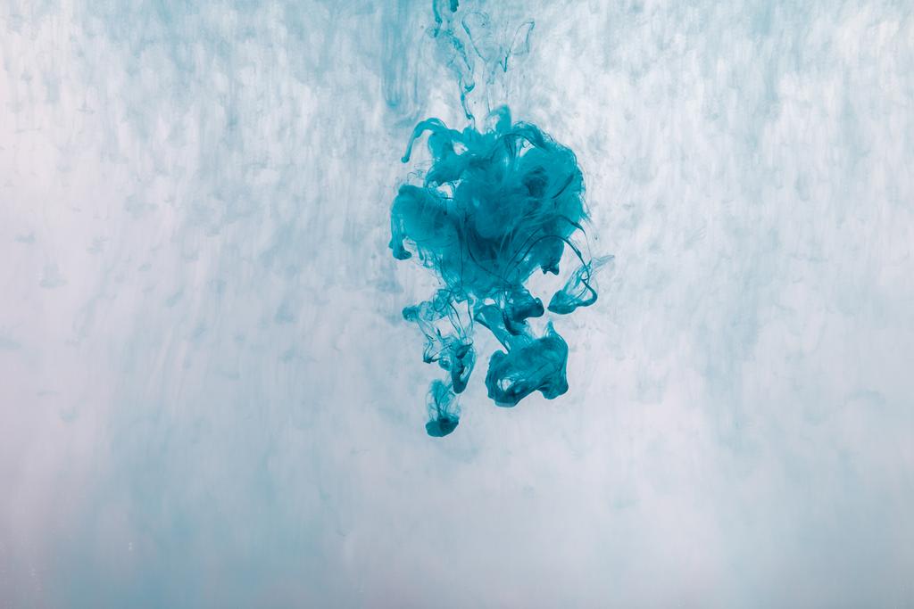 fond abstrait avec des tourbillons turquoise de peinture dans l'eau
 - Photo, image