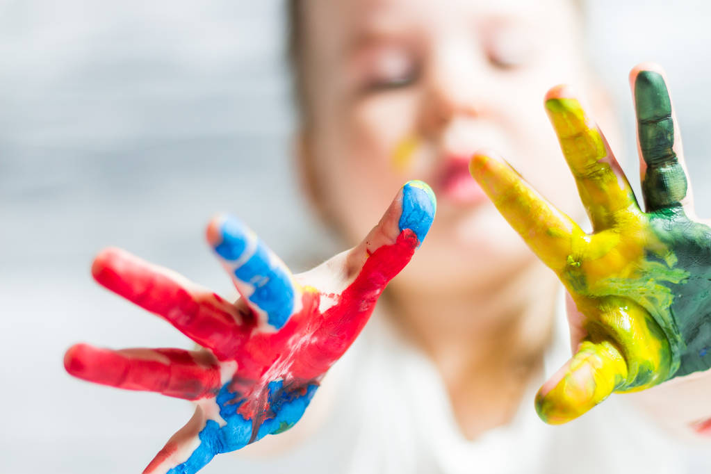 Crianças mãos em cores
 - Foto, Imagem