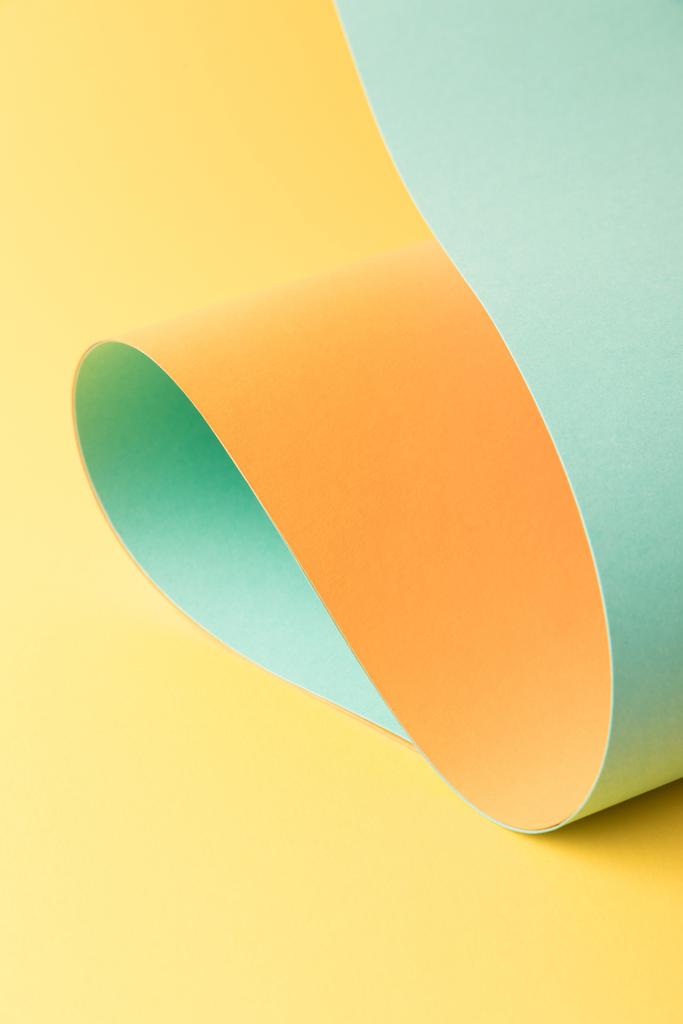 vista de primer plano de fondo de papel abstracto de colores brillantes
 - Foto, Imagen
