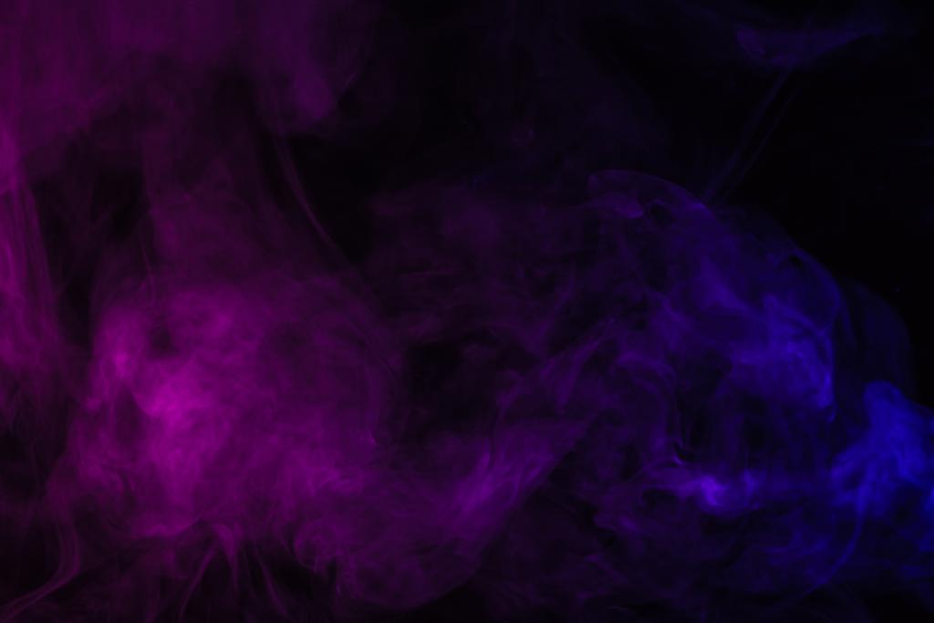 abstrato fundo preto com fumaça violeta e roxa
   - Foto, Imagem